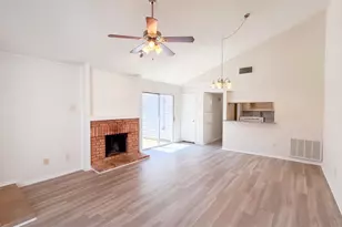 709 Baruna Cir, Garland, TX 75043 - Photo 14