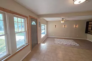 901 4th Ave, Mineral Wells, TX 76067 - Photo 14