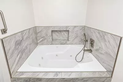 2941 Cresthaven Drive, Grapevine, TX 76051 - Photo 18
