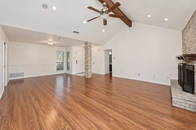 2941 Cresthaven Drive, Grapevine, TX 76051 - Photo 6