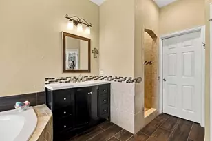 3608 Gallop Ct, Flower Mound, TX 75028 - Photo 22
