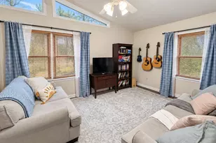 603 N Rita St, Lacy Lakeview, TX 76705 - Photo 2