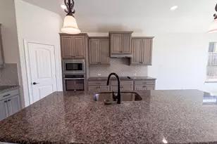 130 Red Pine Dr, Red Oak, TX 75154 - Photo 8