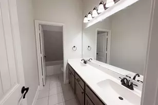 130 Red Pine Dr, Red Oak, TX 75154 - Photo 12