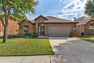 5728 Sapphire Pool Trail, Fort Worth, TX 76244 - Photo 4