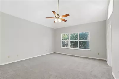 9016 Cumberland Drive, Irving, TX 75063 - Photo 10