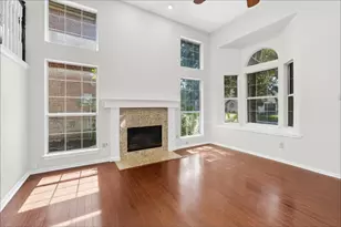 9016 Cumberland Dr, Irving, TX 75063 - Photo 4