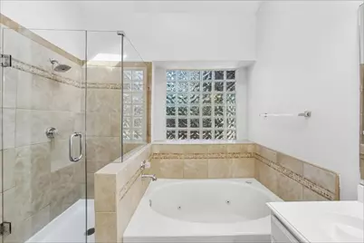 9016 Cumberland Drive, Irving, TX 75063 - Photo 12