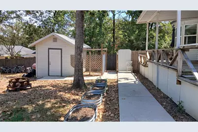 630 Cedarcrest Drive, Tool, TX 75143 - Photo 16