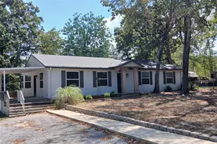630 Cedarcrest Dr, Tool, TX 75143 - Photo 2