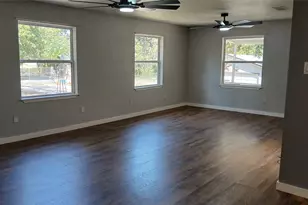630 Cedarcrest Dr, Tool, TX 75143 - Photo 6