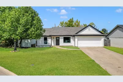 8 Atlanta Court, Mansfield, TX 76063 - Photo 2