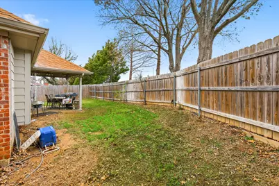 5403 Lavaca Road, Grand Prairie, TX 75052 - Photo 32