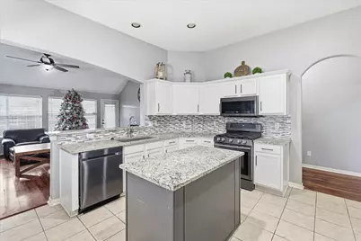 5403 Lavaca Road, Grand Prairie, TX 75052 - Photo 10