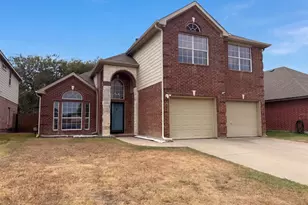 5821 Starboardway Dr, Fort Worth, TX 76135 - Photo 1