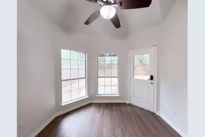 5821 Starboardway Drive, Fort Worth, TX 76135 - Photo 8
