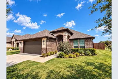 100 Gardenia Drive, Azle, TX 76020 - Photo 1