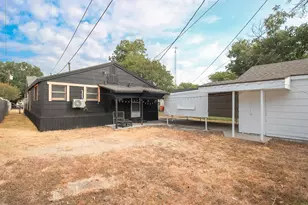 3720 Live Oak, Waco, TX 76708 - Photo 16