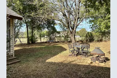705 N Derby Street, Denison, TX 75020 - Photo 4