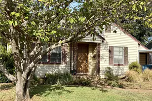 705 N Derby St, Denison, TX 75020 - Photo 2