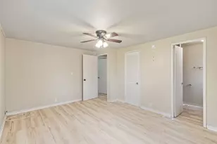 110 W Shadowwood St, Gun Barrel City, TX 75156 - Photo 16