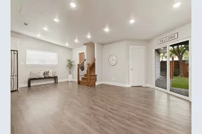 407 Pleasant Valley Lane, Richardson, TX 75080 - Photo 12