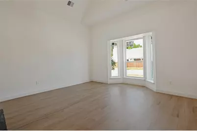 838 Cornfield Drive, Arlington, TX 76017 - Photo 10