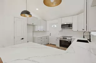 838 Cornfield Dr, Arlington, TX 76017 - Photo 8