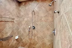 5131 Trail Dust Ln, Arlington, TX 76017 - Photo 16