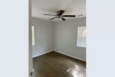 1545 Briarcliff Road, Dallas, TX 75235 - Photo 2