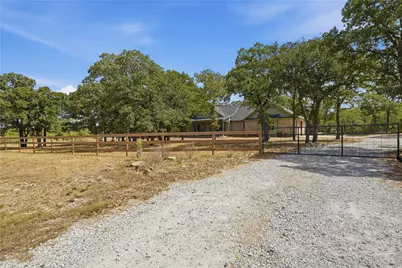 230 Silver Lakes Drive, Sunset, TX 76270 - Photo 2