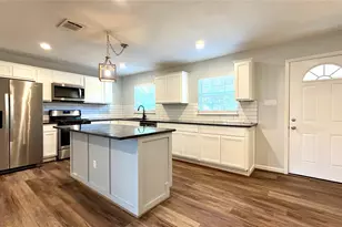 113 Hackberry St, Terrell, TX 75160 - Photo 4