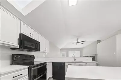 7217 Fossil Hill Drive, Arlington, TX 76002 - Photo 12