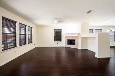 2456 Arroyo Springs Drive, Grand Prairie, TX 75052 - Photo 4