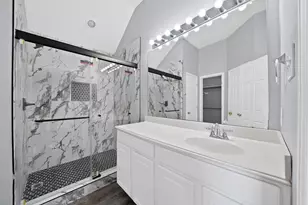 2633 Pioneer Bluffs Rd, Balch Springs, TX 75181 - Photo 6
