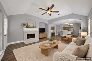 2633 Pioneer Bluffs Rd, Balch Springs, TX 75181 - Photo 12