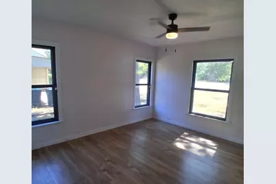 1113 Commerce Drive, Greenville, TX 75401 - Photo 10