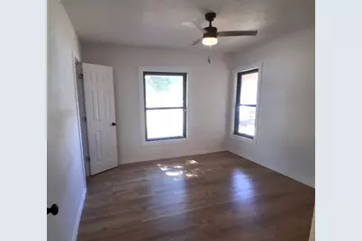 1113 Commerce Drive, Greenville, TX 75401 - Photo 8