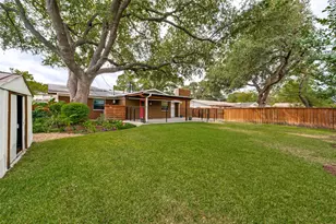 3259 St Croix Dr, Dallas, TX 75229 - Photo 26