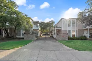 817 Pavillion St, Dallas, TX 75204 - Photo 2