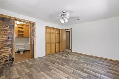1005 Hickey Court, Granbury, TX 76049 - Photo 24