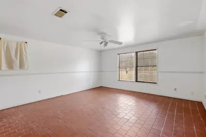 1005 Hickey Court, Granbury, TX 76049 - Photo 18
