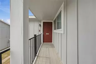 403 N 7th St, Midlothian, TX 76065 - Photo 14