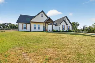 332 Jonny Boy Wy, Springtown, TX 76082 - Photo 4