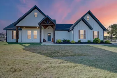 332 Jonny Boy Way, Springtown, TX 76082 - Photo 1