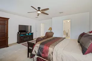 2120 W Grove Ln, Grand Prairie, TX 75052 - Photo 6