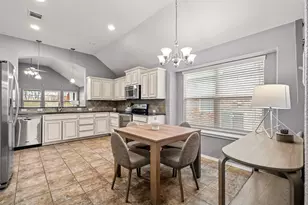 2308 Wakecrest Dr, Fort Worth, TX 76108 - Photo 4