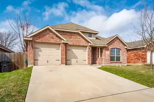 2308 Wakecrest Dr, Fort Worth, TX 76108 - Photo 2