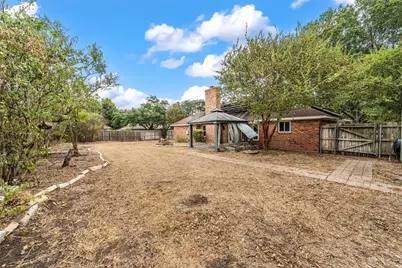 812 Regina Drive, Hewitt, TX 76643 - Photo 14