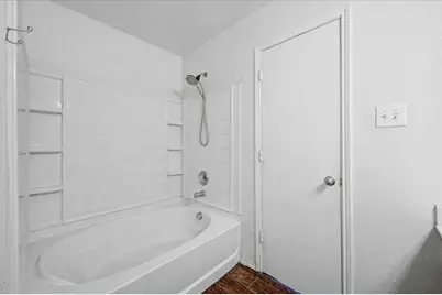 821 Green Heath Avenue, Fort Worth, TX 76120 - Photo 28